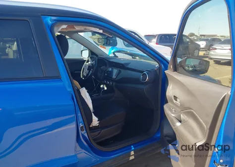 2023 Nissan Kicks Sv Xtronic Cvt из США, поврежденный, VIN 3N1CP5CV2PL520259